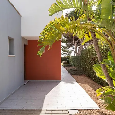 Calan Bosch Olivia Cala'N Bosch (Menorca)