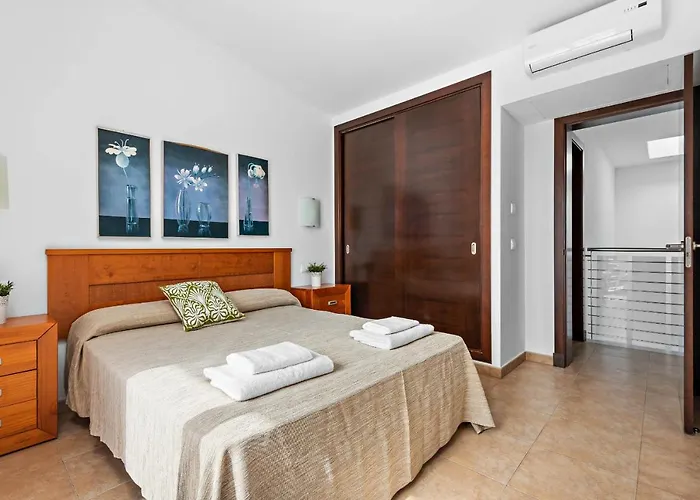 Calan Bosch Olivia By Escape וילה קאלאן בוש